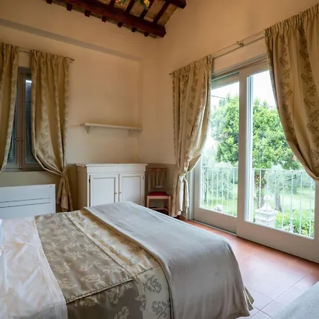 Mit Garten Und Schwimmbad In Den Huegeln Der Marken- By Interhome Pesaro