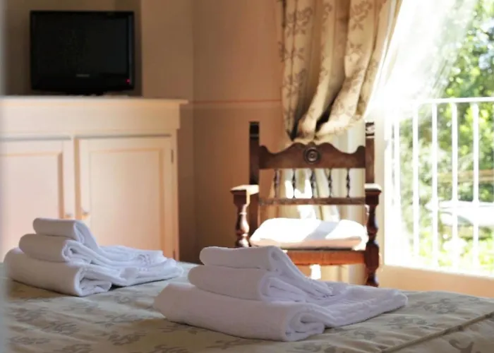 Mit Garten Und Schwimmbad In Den Huegeln Der Marken- By Interhome Daire Pesaro