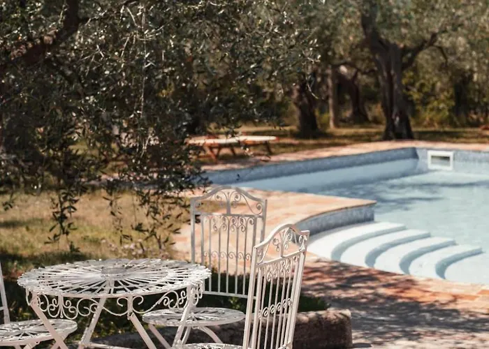 Mit Garten Und Schwimmbad In Den Huegeln Der Marken- By Interhome Pesaro