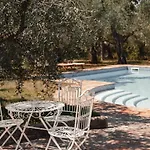 Mit Garten Und Schwimmbad In Den Huegeln Der By Interhome 페자로